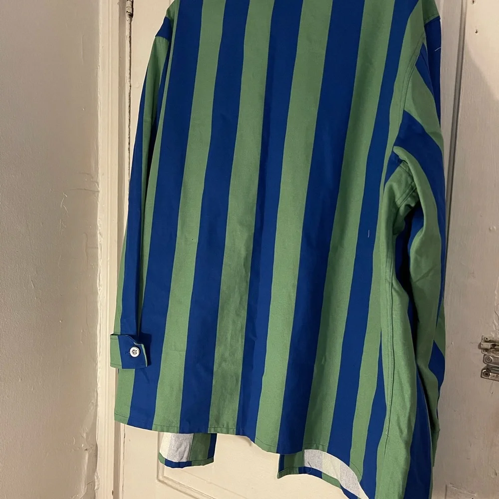 Shacket - Picture 2 of 4